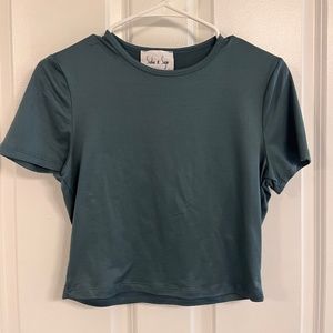 crop top